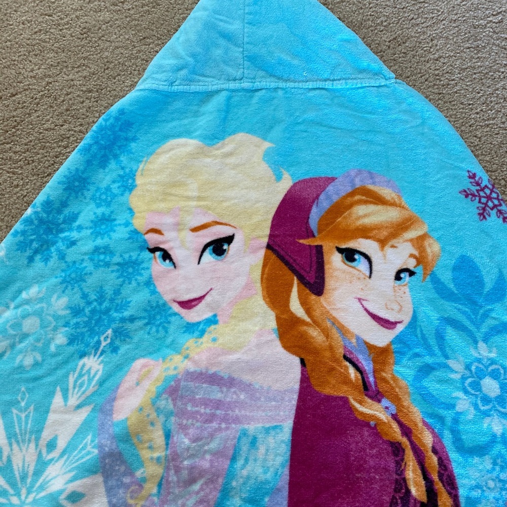 Frozen theme beach towel